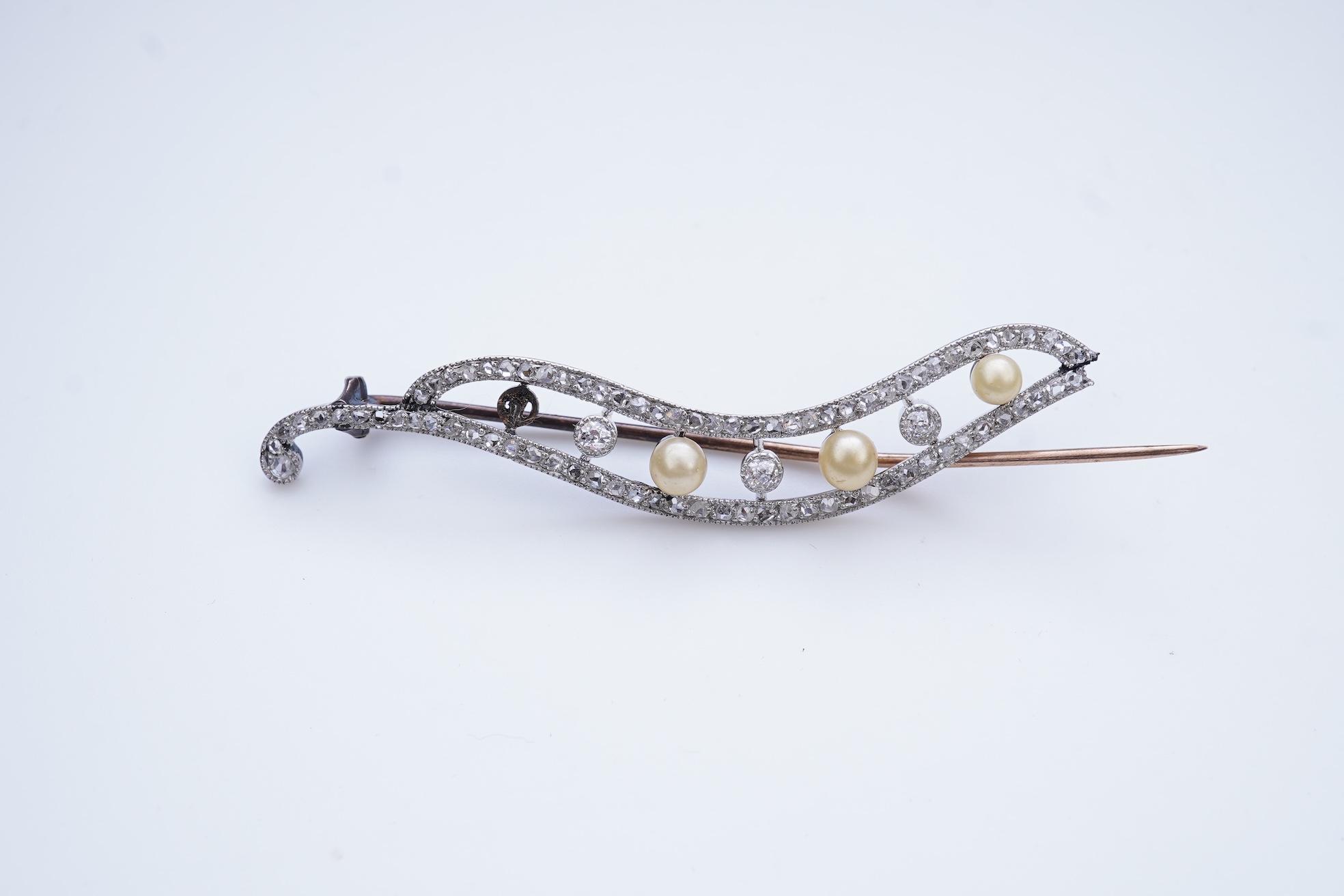 A diamond brooch, circa 1920